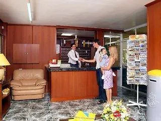 ** 酒店 普拉亚戴尔雷安格莱斯 San Valentin & Terraflor Park酒店 西班牙